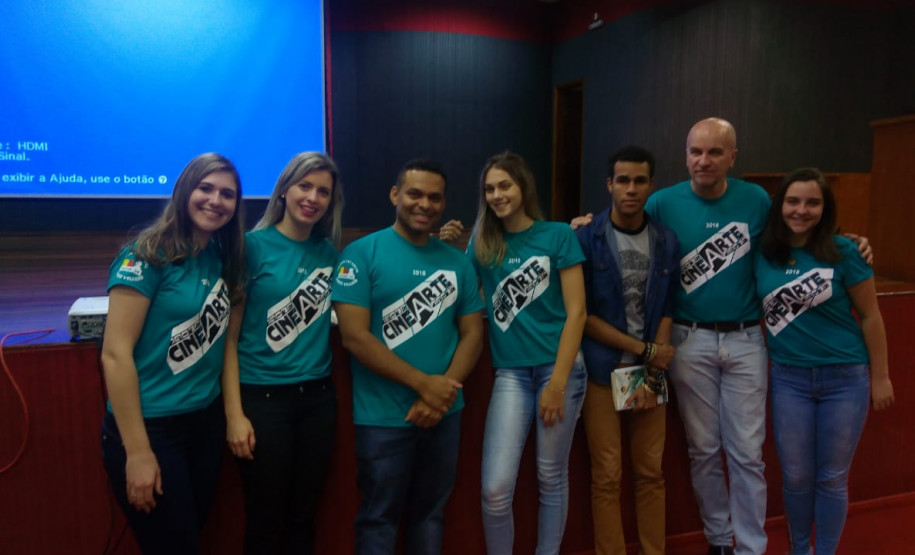 Projeto de cinema movimenta comunidade escolar de Toledo