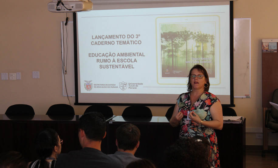 Livro estará já está disponível nas plataformas digitais da Secretaria da Educação e de universidades parceiras do projeto para estudos e pesquisas.