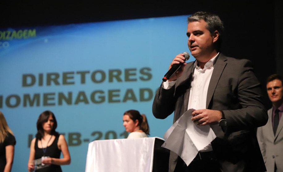 Formação dos gestores faz parte de uma série de novidades que a Secretaria da Educação está implementando antes do início do ano letivo, que começa no dia 14 de fevereiro.