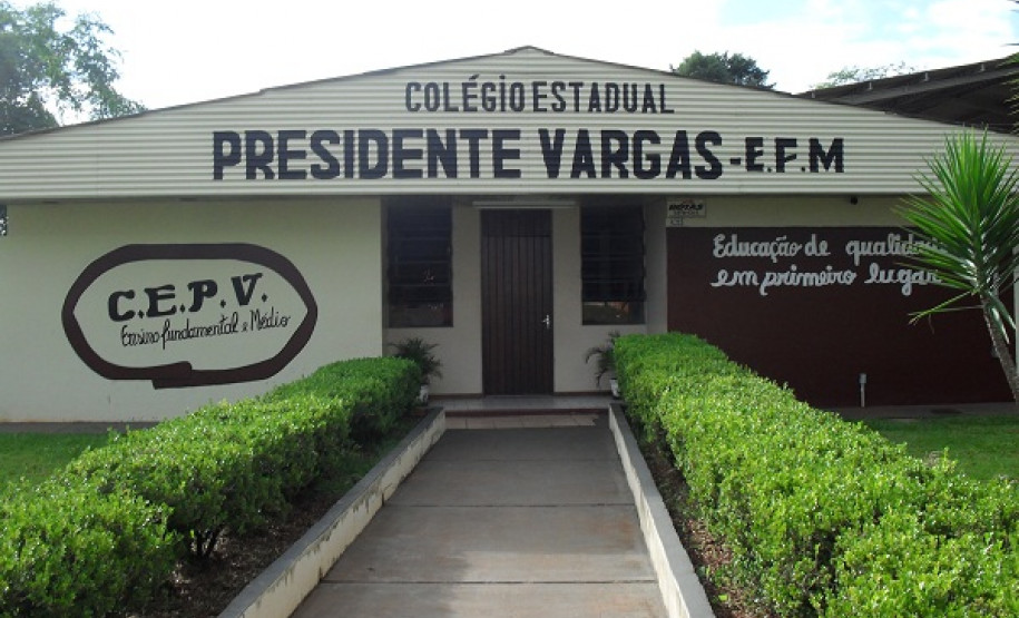 Colégio Estadual Presidente Vargas, em Telêmaco Borba.