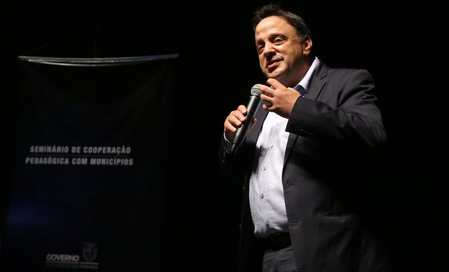 A Secretaria de Educação do Paraná realizou nesta quarta-feira (20), em Curitiba, o Seminário de Cooperação Pedagógica com Município. O evento contou com a presença do vice-governador, Darci Piana, e do secretário da Educação, Renato Feder. Participarão prefeitos de 140 municípios, secretários municipais da educação de 397 municípios. Curitiba,20/02/2019 Foto:Jaelson Lucas / ANPr