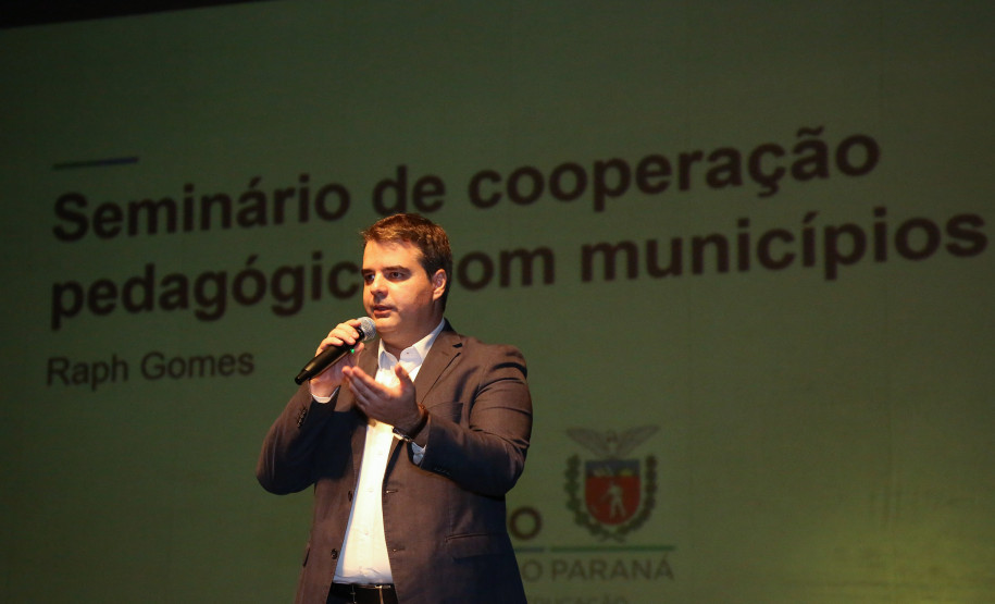 A Secretaria de Educação do Paraná realizou nesta quarta-feira (20), em Curitiba, o Seminário de Cooperação Pedagógica com Município. O evento contou com a presença do vice-governador, Darci Piana, e do secretário da Educação, Renato Feder. Participarão prefeitos de 140 municípios, secretários municipais da educação de 397 municípios. Curitiba,20/02/2019 Foto:Jaelson Lucas / ANPr