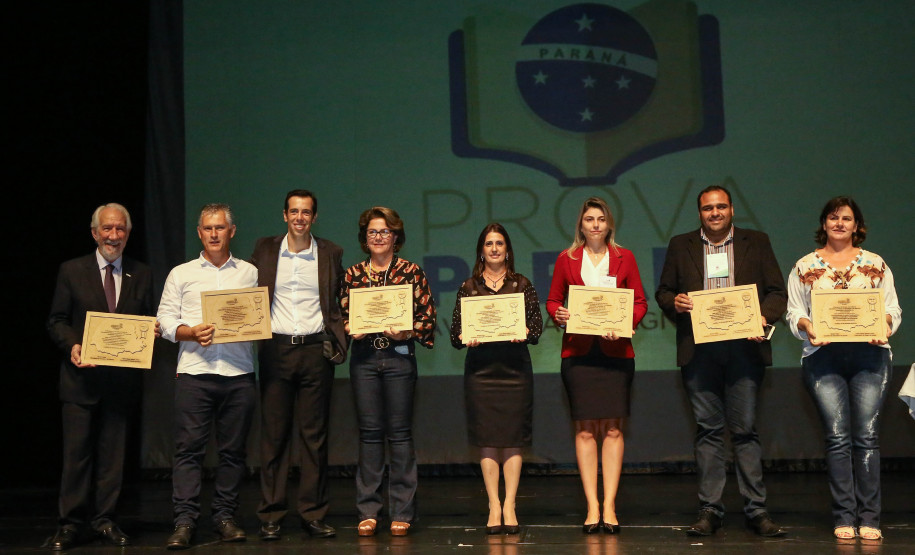 A Secretaria de Educação do Paraná realizou nesta quarta-feira (20), em Curitiba, o Seminário de Cooperação Pedagógica com Município. O evento contou com a presença do vice-governador, Darci Piana, e do secretário da Educação, Renato Feder. Participarão prefeitos de 140 municípios, secretários municipais da educação de 397 municípios. Curitiba,20/02/2019 Foto:Jaelson Lucas / ANPr