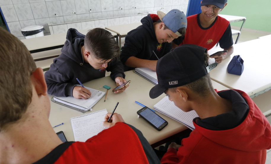 Colégio Estadual Frederico Guilherme Giese, em Piên. Foto: Arnaldo Alves/ANPr