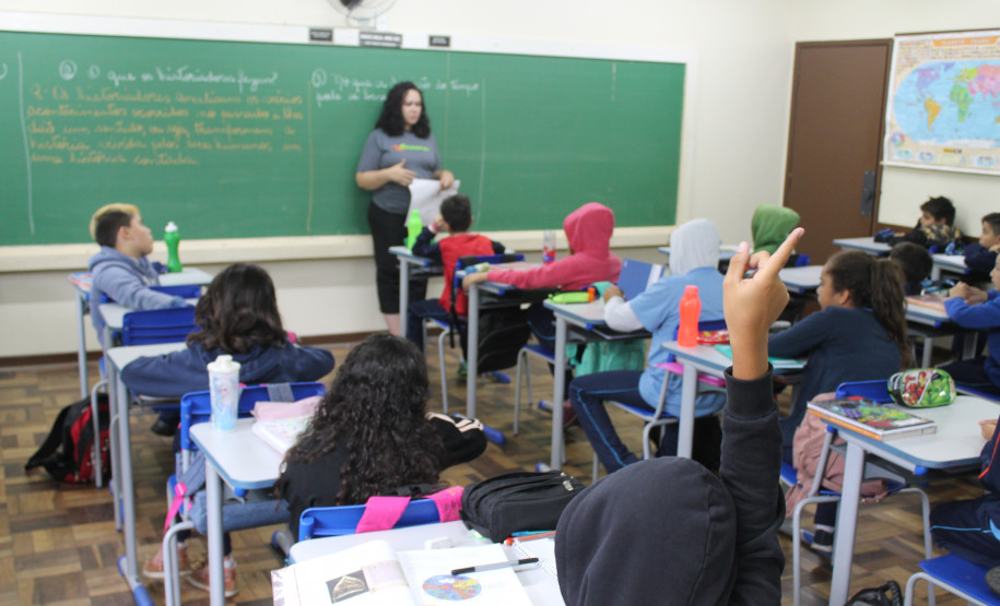 Eles assistiram nos períodos da manhã e tarde relacionadas ao conceito de Síndrome de Down e experiências vivenciadas pela bacharela em direito, Vanessa Dlugosz, mãe de um aluno com down.