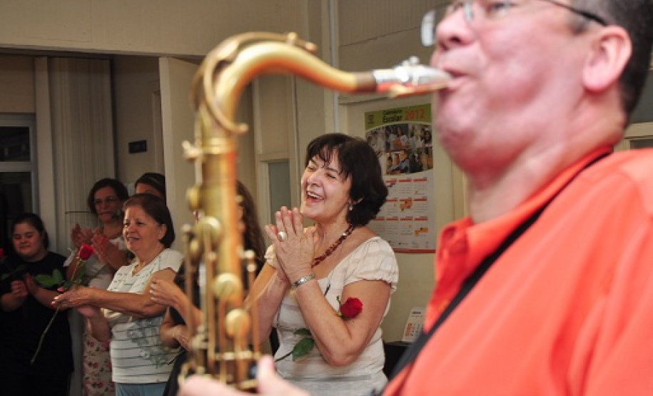 Homenagem da equipe da Assessoria Jurídica para as funcionárias da SEED.