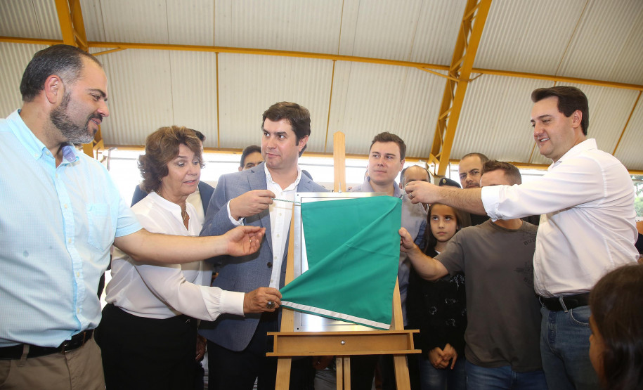 |Governador Carlos Massa Ratinho Júnior inaugura em Guarapuava a nova sede do Colégio Estadual Pedro Carli - Guarapuava, 04/04/2019 - Foto: Jaelson Lucas/ANPr