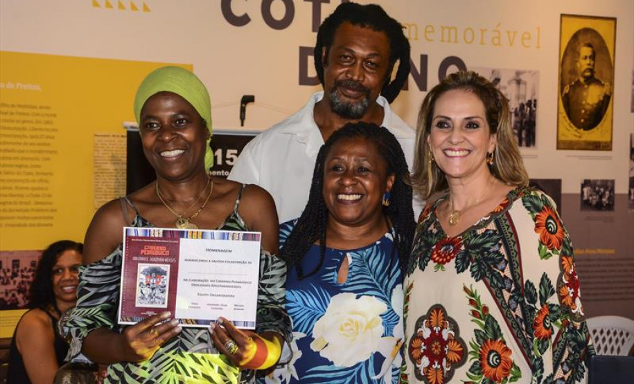 Obra pode ser trabalhada em sala de aula por escolas das redes pública e particular, além de universidades, que podem utilizar o conteúdo em todas as disciplinas para complementar o currículo pedagógico.