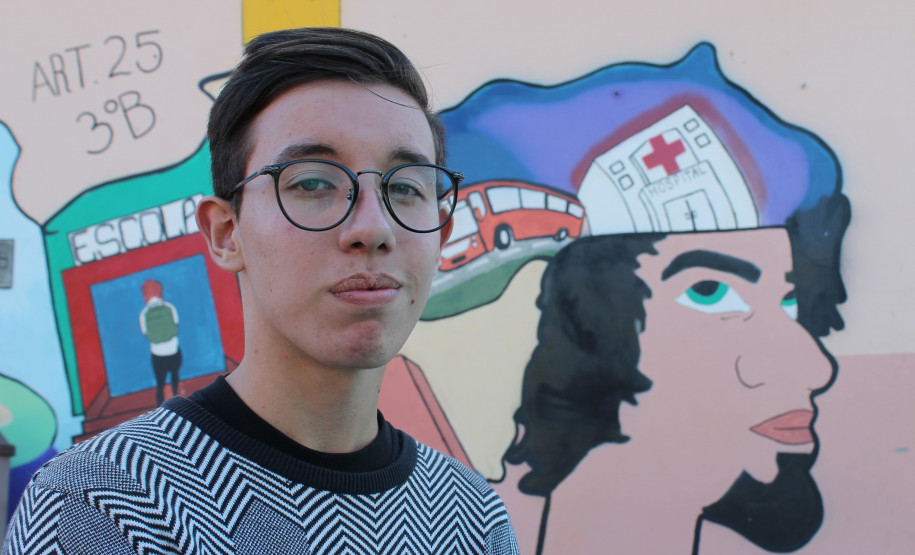 Desde o ano passado os estudantes do Colégio Estadual Euzébio da Mota, em Curitiba, usam a arte cênica para levar uma mensagem importante à comunidade escolar do bairro Boqueirão, um dos mais populosos da capital paranaense.