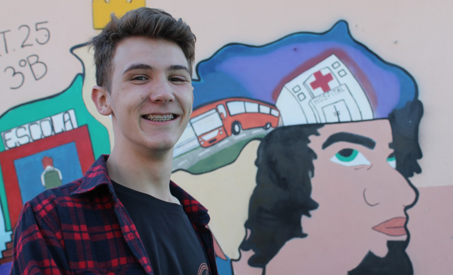 Desde o ano passado os estudantes do Colégio Estadual Euzébio da Mota, em Curitiba, usam a arte cênica para levar uma mensagem importante à comunidade escolar do bairro Boqueirão, um dos mais populosos da capital paranaense.