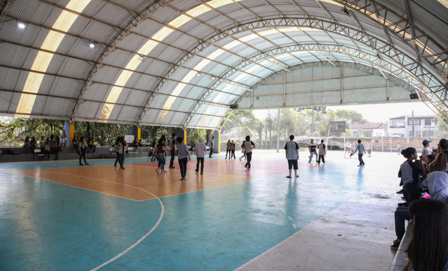 Jogos entre alunos do Colégio Estadual Júlia Wanderley no Batel em Curitiba. 30/09/2019 - Foto: Geraldo Bubniak/AEN