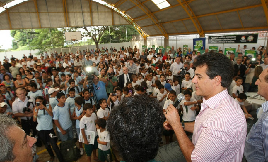 Os investimentos em Astorga totalizam R$ 2,8 milhões, dos quais R$ 1.572 milhão foram aplicados em obras de ampliação e reforma no prédio que abriga o Colégio Estadual Egídio Ballarotti de Ensino Fundamental e Médio e a Escola Municipal João Daniel Machado Benetti de Educação Infantil e Ensino Fundamental.