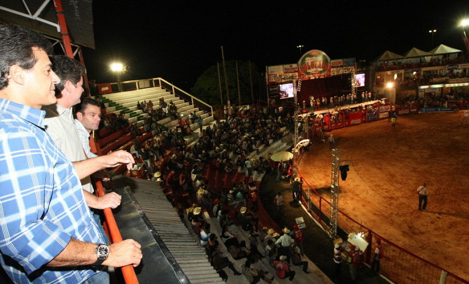 Richa participou da abertura da 38ª Festa do Peão Boiadeiro de Colorado, que projetou a cidade como capital do Rodeio no Paraná. O evento é um dos mais populares do Noroeste do estado.