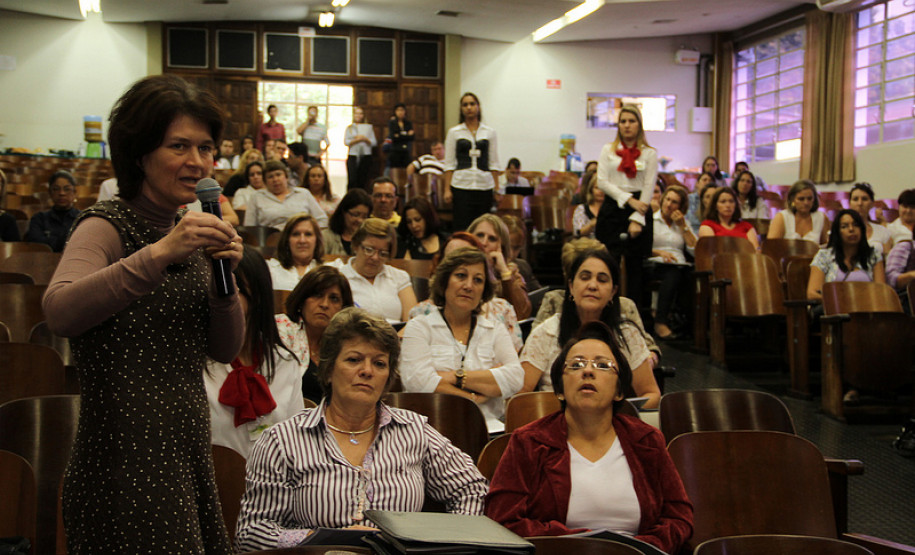 Estiveram presentes Aldo Nelson Bona, reitor da Unioeste, Cláudia Maria da Cruz, presidente da União dos Dirigentes Municipais de Educação (Undime/PR), Fernando Ribas Carli, prefeito de Guarapuava e os chefes dos Núcleos Regionais de Pato Branco, Irati, Ponta Grossa, Pitanga, União da Vitória, Francisco Beltrão, Campo mourão, Laranjeiras do Sul, Área Metropolitana Sul, Apucarana, Londrina, Dois Vizinhos e Guarapuava.