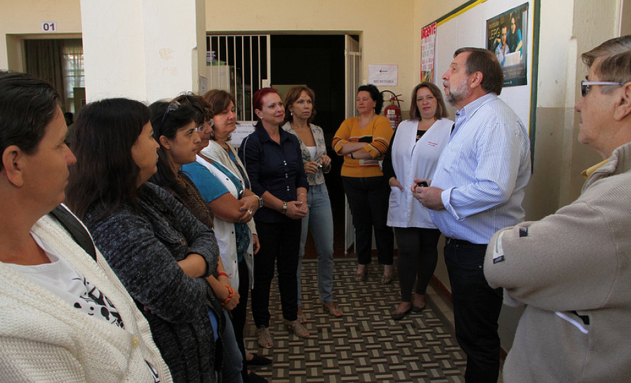 Colégio Estadual Professor Colares