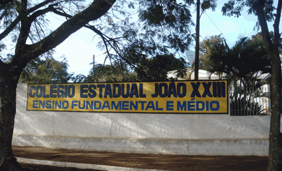 Escola debate desafios sociais contemporâneos