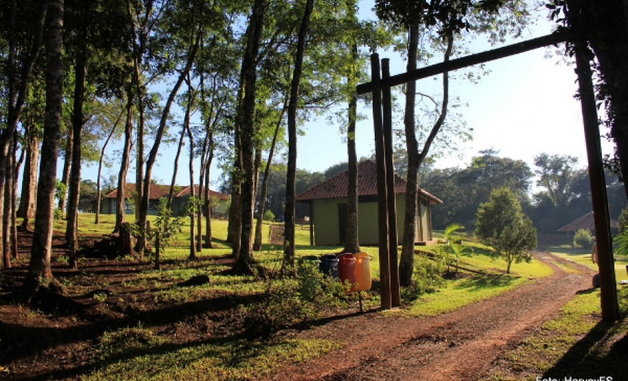 O programa Parque Escola, do Governo do Estado, promoveu nesta quinta-feira (19), na Reserva Biológica São Camilo, em Palotina, o I Encontro de Educação Ambiental nas Unidades de Conservação do Paraná.