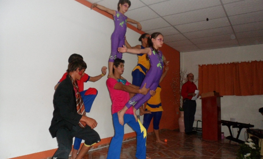 Circo - Colégio Marquês de Paranaguá, de Vera Cruz do Oeste