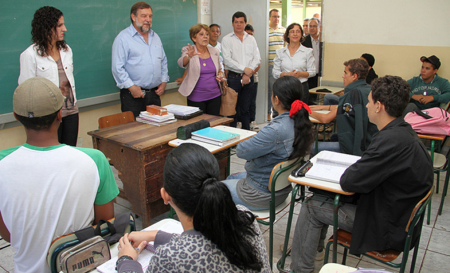 Colégio Estadual Antônio de Moraes Barros