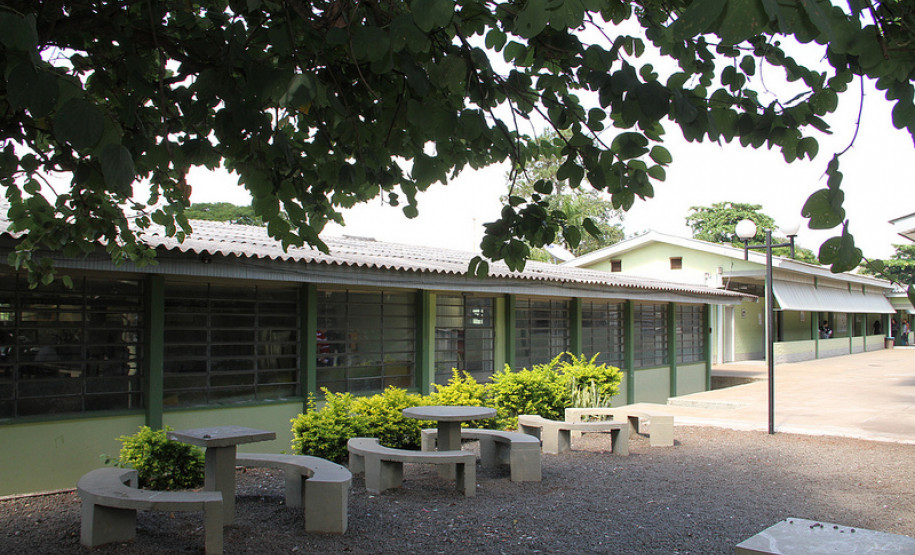 Colégio Estadual Antônio de Moraes Barros