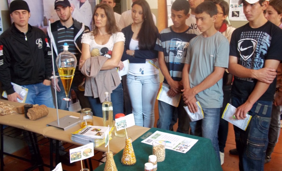 A visita teve como objetivo proporcionar aos alunos intercâmbio cultural, além de apresentar os cursos da instituição federal.