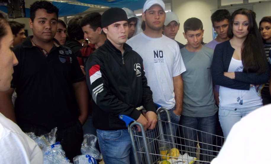 A visita teve como objetivo proporcionar aos alunos intercâmbio cultural, além de apresentar os cursos da instituição federal.