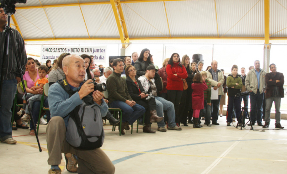 Com investimento de R$ 3 milhões, a nova escola conta com 3,1 mil m² de área construída e atenderá 1,4 mil alunos do ensino fundamental e médio.
