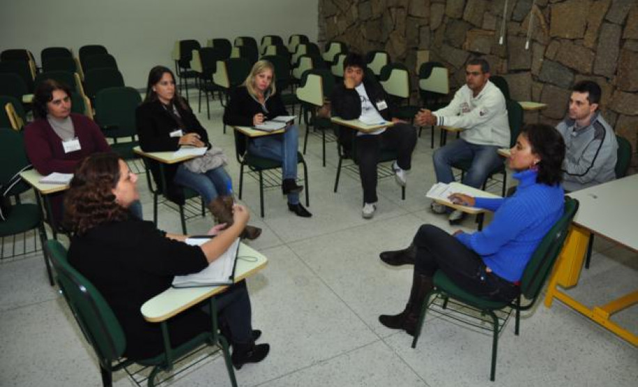 Evento de formação conjunta da Ditec e do DEB une conhecimentos sobre tecnologias educacionais e encaminhamentos pedagógicos.