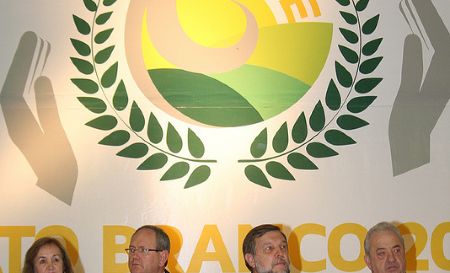 Arns prestigia abertura da Olimpíada das Apaes