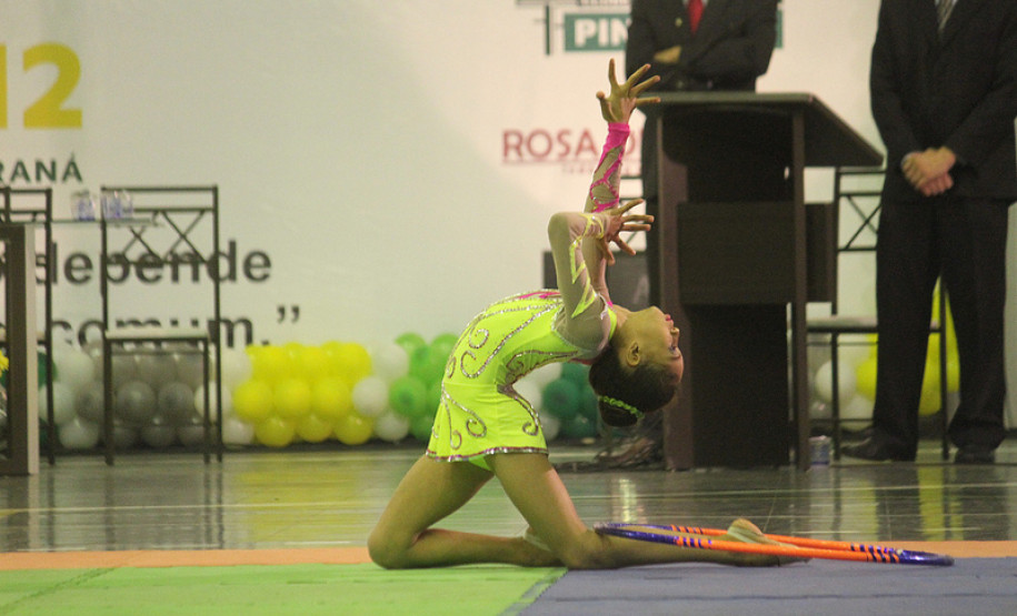 Arns prestigia abertura da Olimpíada das Apaes