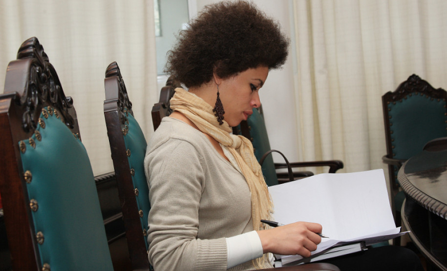 Os desafios na implementação das políticas de inclusão social na escola pública foi o tema de debate na 2º Semana de Estudos Afro-brasileiros, nesta sexta-feira (25), na reitoria da Universidade Federal do Paraná (UFPR), em Curitiba.