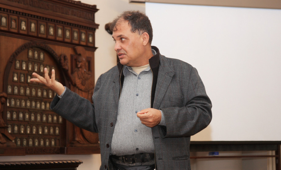 Neste dia, reuniram-se 32 chefes de Estado africanos com ideias contrárias à subordinação que o continente estava submetido durante séculos.