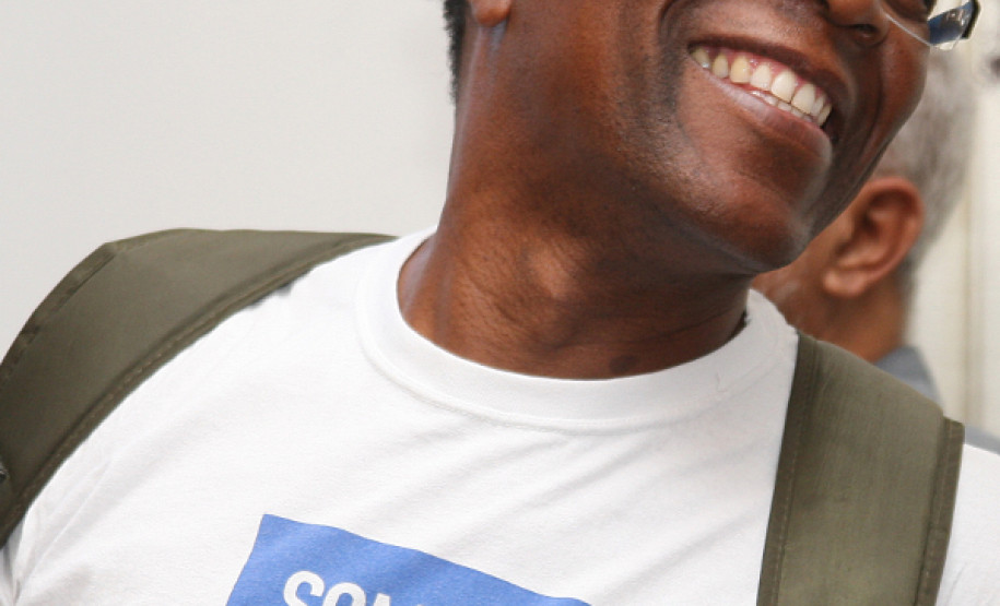 Divididos em períodos, seis turmas conheceram o campus da Reitoria e o prédio histórico da Praça Santos Andrade, em Curitiba. Ao final, os estudantes deverão entregar relatórios sobre as impressões da visita.