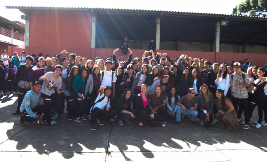 Colégio Estadual Leôncio Correia