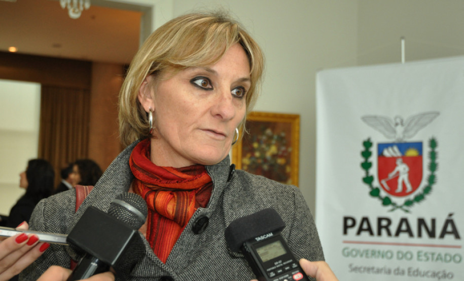 Superintendente da Educação Meroujy Cavet.
