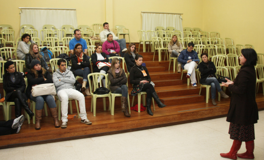 Centro Estadual de Capacitação em Artes Guido Viaro