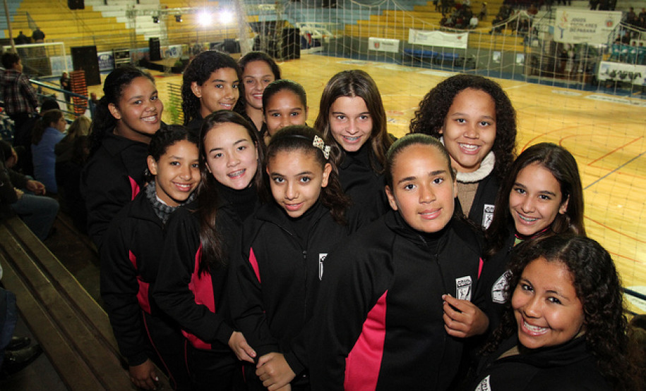 Fase final dos Jogos Escolares reúne 4,4 mil atletas em Francisco Beltrão Município do Sudoeste paranaense é capital do esporte do Paraná por uma semana, reunindo atletas com idades entre 12 e 14 anos que disputam 16 modalidades.