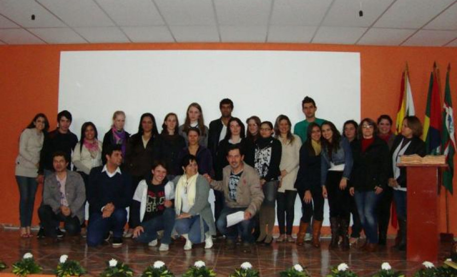 Colégio Estadual Marquês de Paranaguá, em Vera Cruz do Oeste, realiza 2ª Semana Técnica de Vendas e Administração.