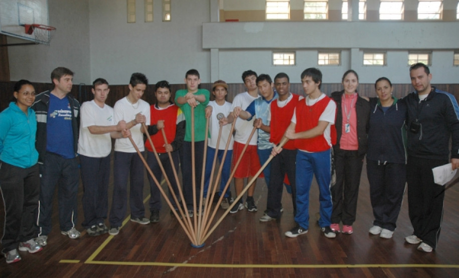 Alunos de escolas especiais e do ensino regular vão representar o Paraná na competição Special Olympics, de 17 a 19 de agosto, no Rio de Janeiro.