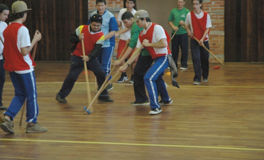 Alunos de escolas especiais e do ensino regular vão representar o Paraná na competição Special Olympics, de 17 a 19 de agosto, no Rio de Janeiro.