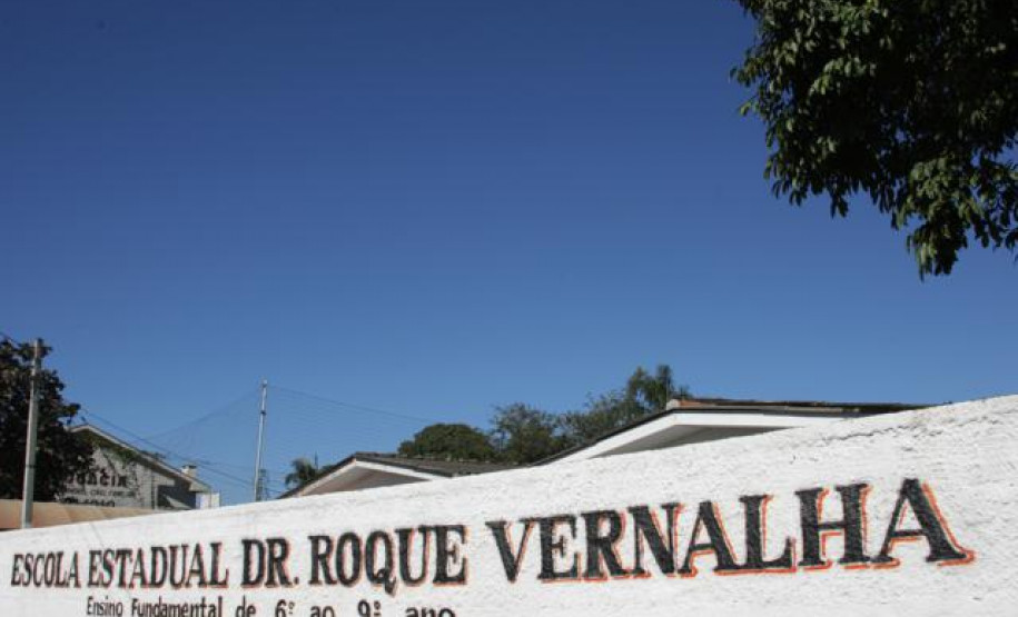 A superintendente da Educação, Meroujy Cavet, acompanhou o início da Semana Pedagógica no município de Paranaguá.