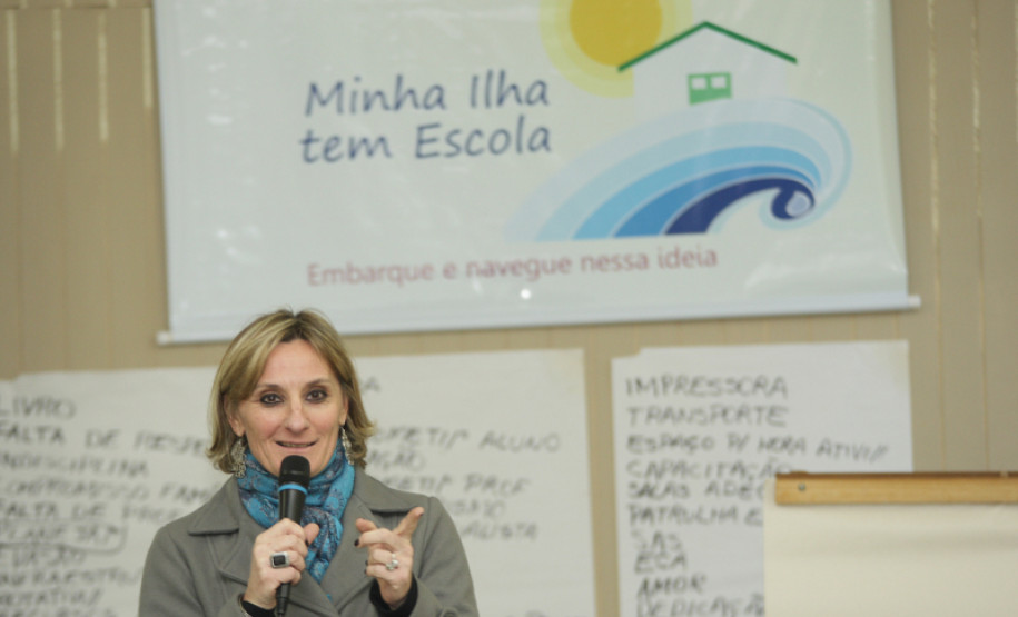 Evento realizado em Paranaguá teve como objetivo fortalecimento pedagógico dos professores que atuam nas escolas das ilhas do litoral paranaense.