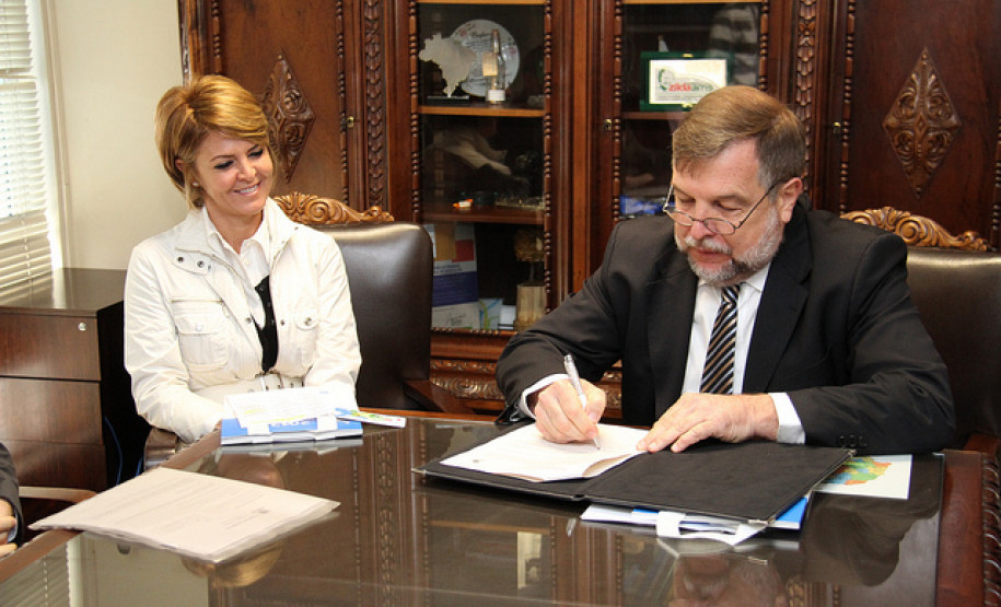Programa Escola Social do Varejo será ofertado para rede pública estadual do Paraná. Colégio Estadual Euzébio da Mota, em Curitiba, terá primeiras turmas.