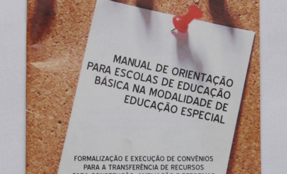 Encontro serviu para discutir gestão das entidades e reforçar o diálogo existente entre as instituições e o governo do Estado do Paraná.
