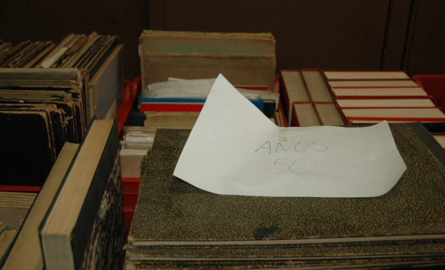 Primeira instituição de ensino a transferir documentos é o Instituto de Educação Erasmo Piloto. A documentação abrange o período de 1912 a 1980.