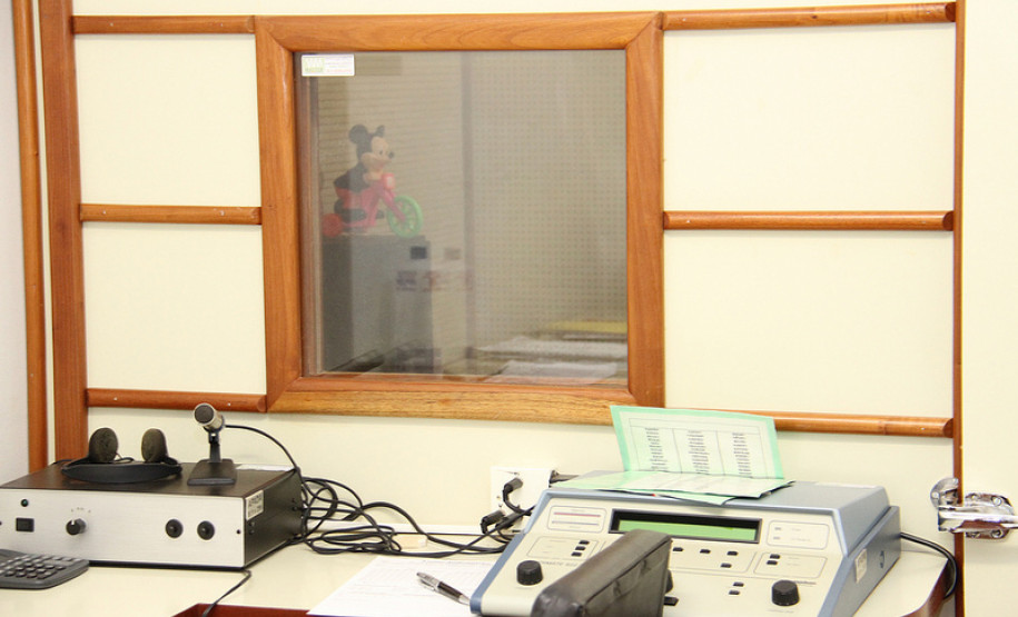 Associação de Pais e Amigos de Deficientes Auditivos (Apada)