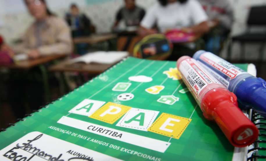 Apae Curitiba (2011).