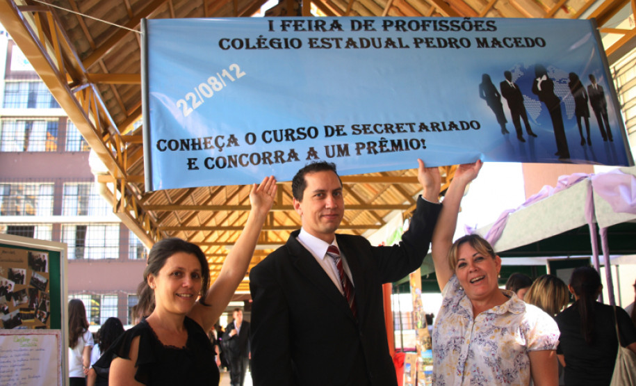 Atividades apresentadas pelos alunos têm como objetivo promover maior envolvimento com comunidade escolar.  Evento deve reunir mais de 3 mil estudantes.