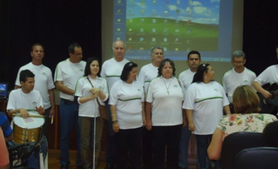 Instituto de Educação exibe filme em modo de audiodescrição para alunos cegos matriculados na educação básica, em parceria com a sociedade civil.