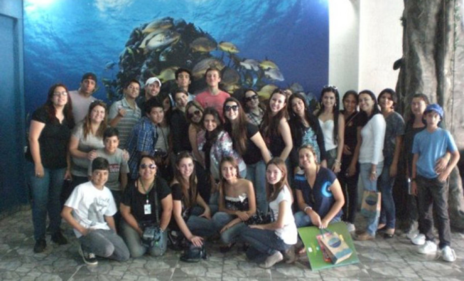 A pesquisa de campo teve como objetivo mostrar aos alunos a prática das teorias vistas em sala de aula.